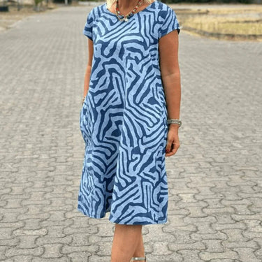 Avanille | round neck dress