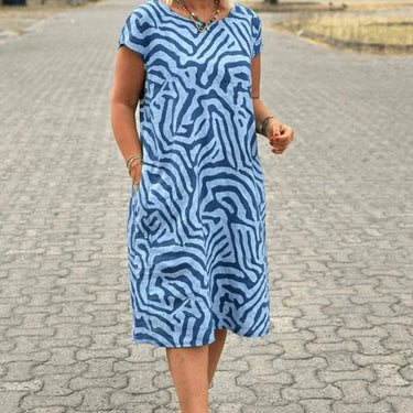 Avanille | round neck dress